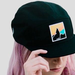 Tremolo HatSouthwest Howling Coyote Art work embroidered 5 panel hat